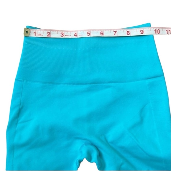 Lululemon Zone Crop (21") Seamless Leggings in Peacock Blue size 4 - Picture 11 of 13